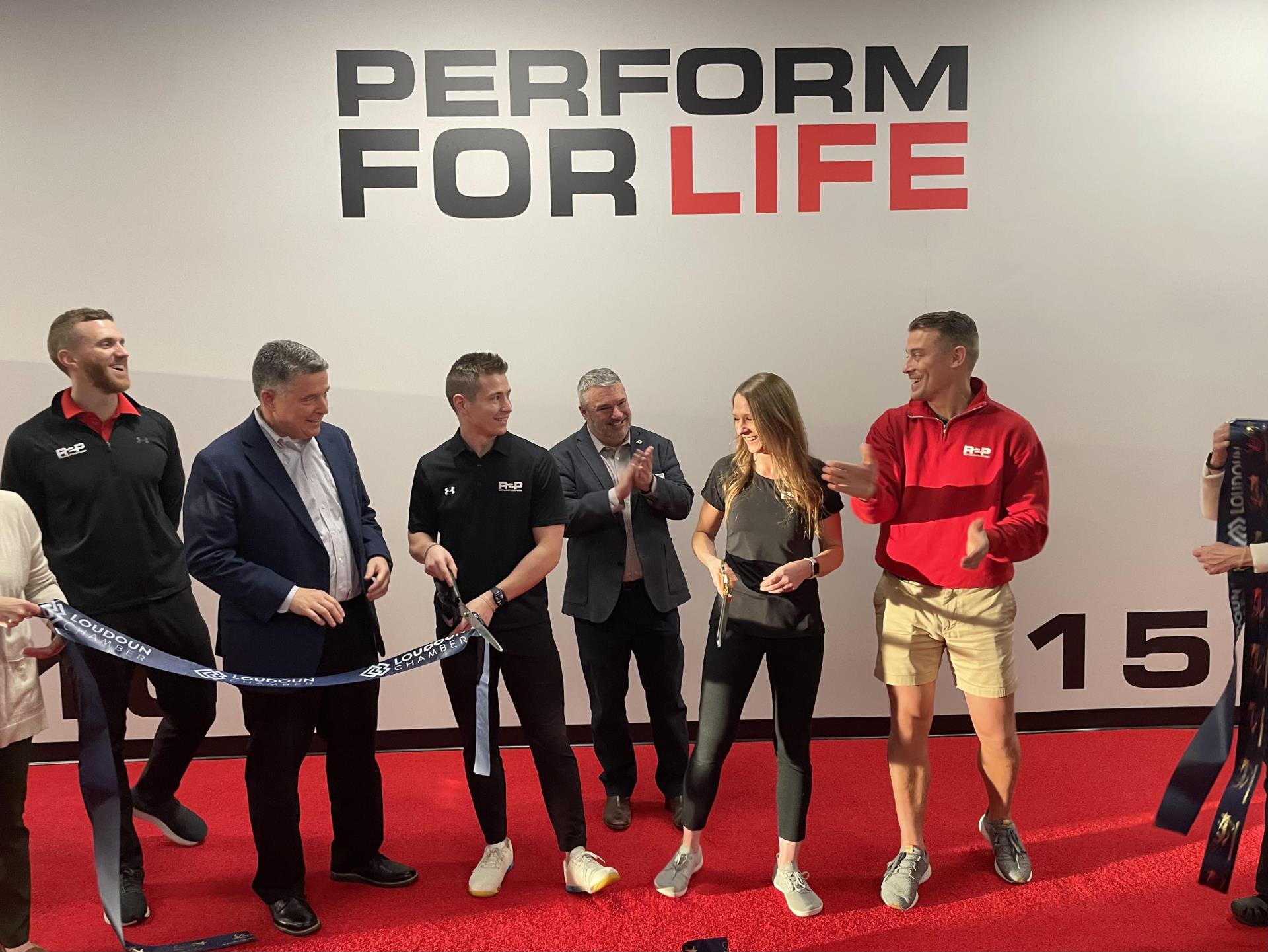 Ribbon Cutting at Rehab 2 Perform