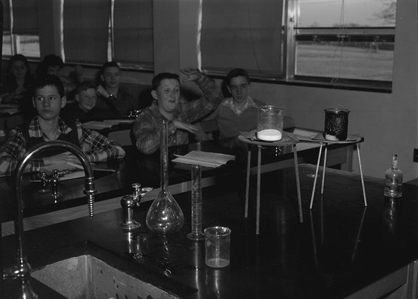 Loudoun County High School chemistry class, 1955